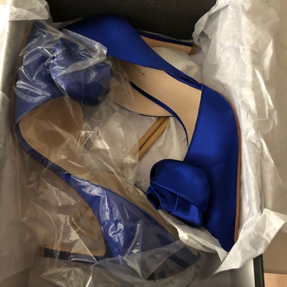 D’orsay Sapphire Satin heels - Picture 3 of 5